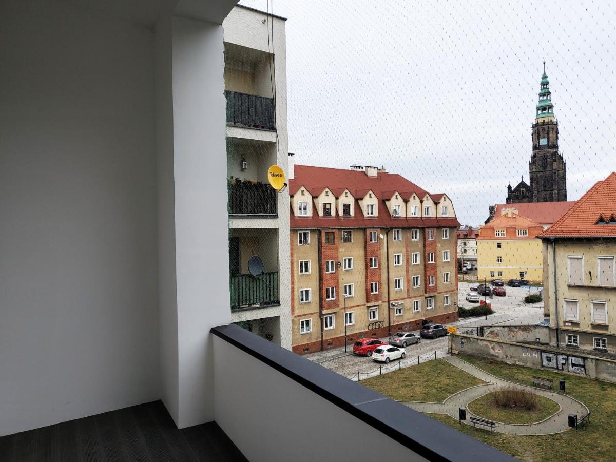 Centrum Apartament Stylowy Свидница Экстерьер фото