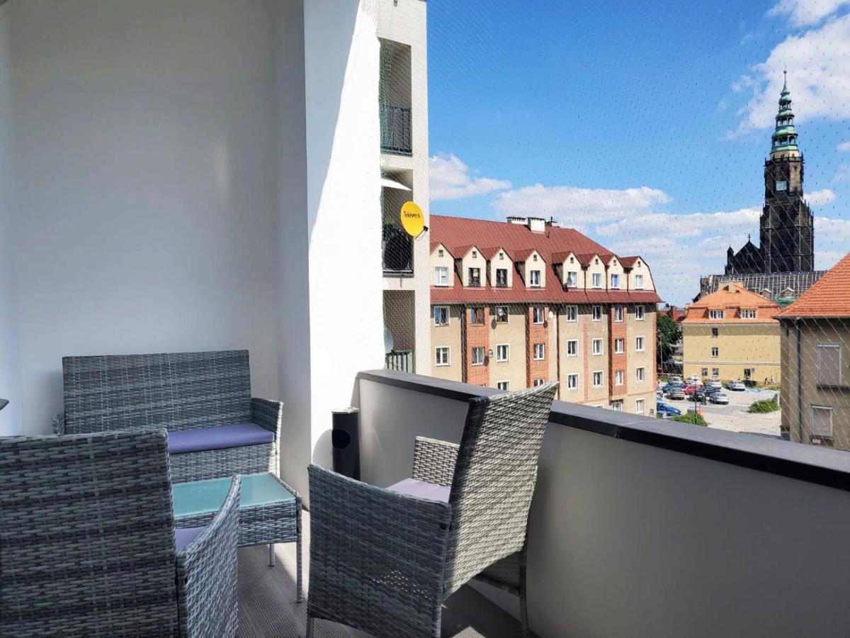 Centrum Apartament Stylowy Свидница Экстерьер фото